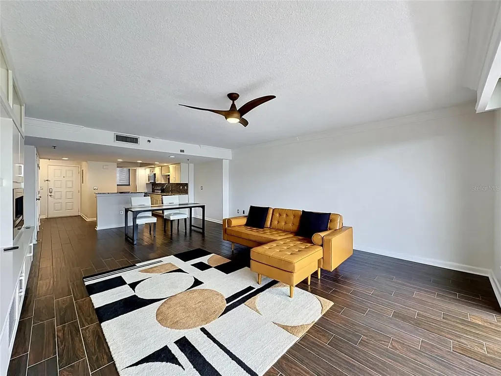 530 E Central Boulevard Orlando FL 32801