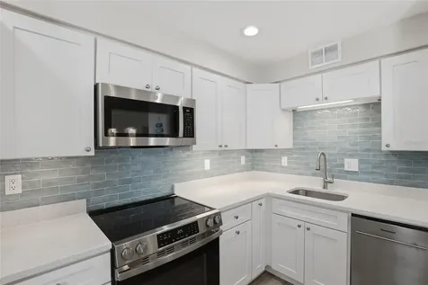 5950 Midnight Pass Road Sarasota FL 34242