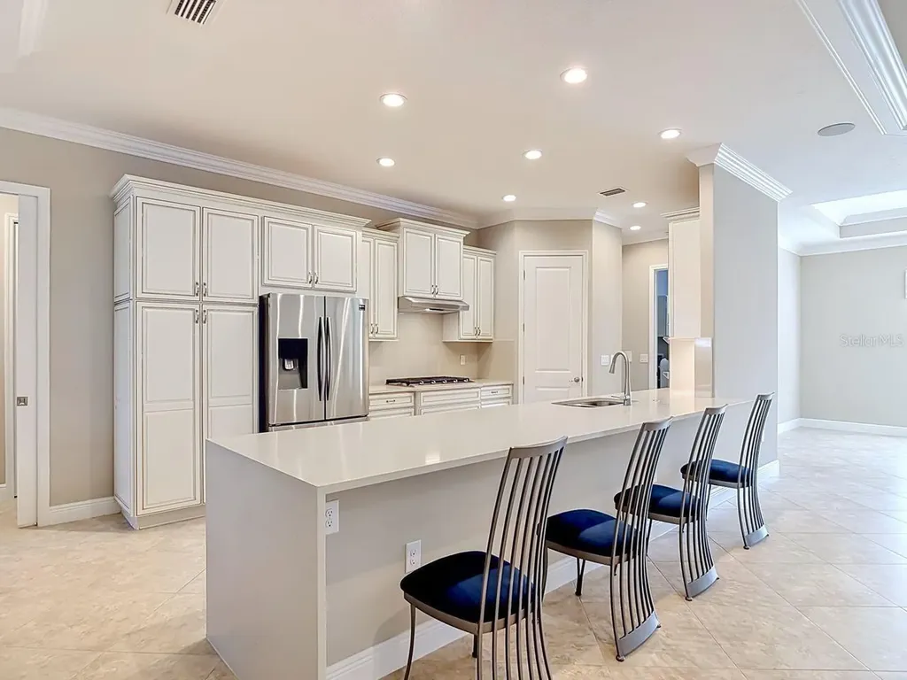 8461 Bridgeport Bay Circle Mount Dora FL 32757