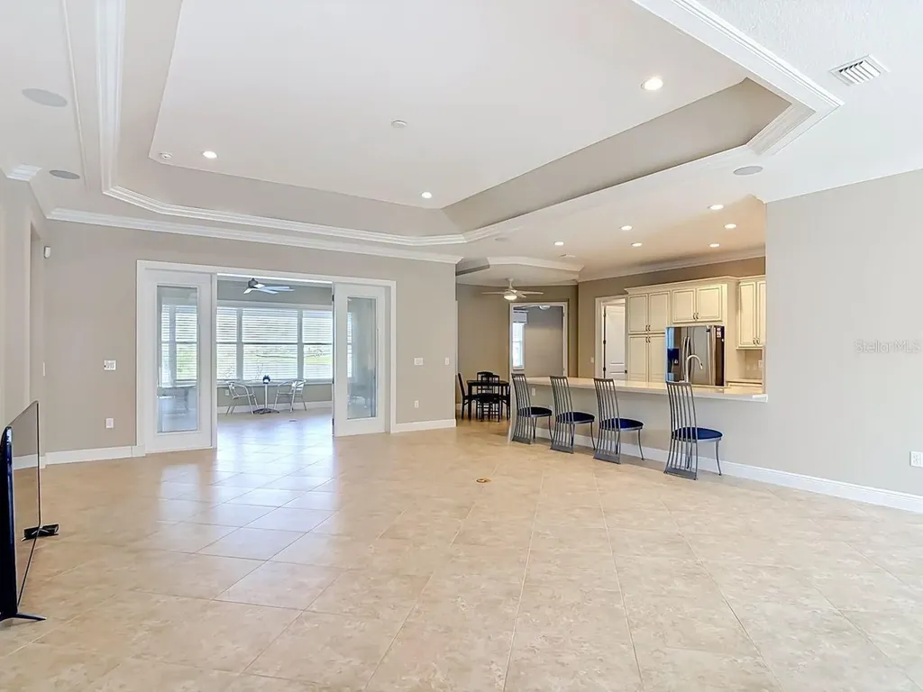 8461 Bridgeport Bay Circle Mount Dora FL 32757