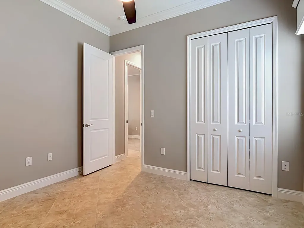 8461 Bridgeport Bay Circle Mount Dora FL 32757