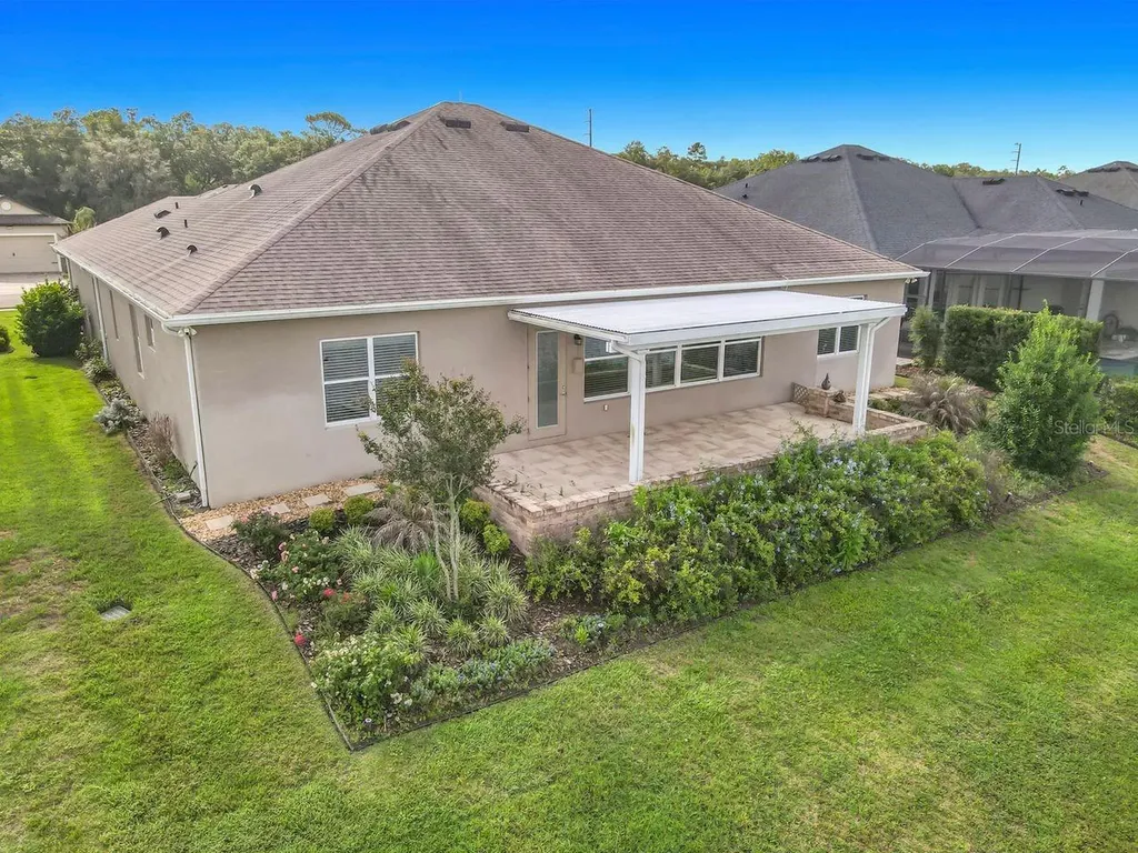 8461 Bridgeport Bay Circle Mount Dora FL 32757