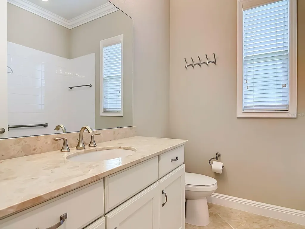 8461 Bridgeport Bay Circle Mount Dora FL 32757