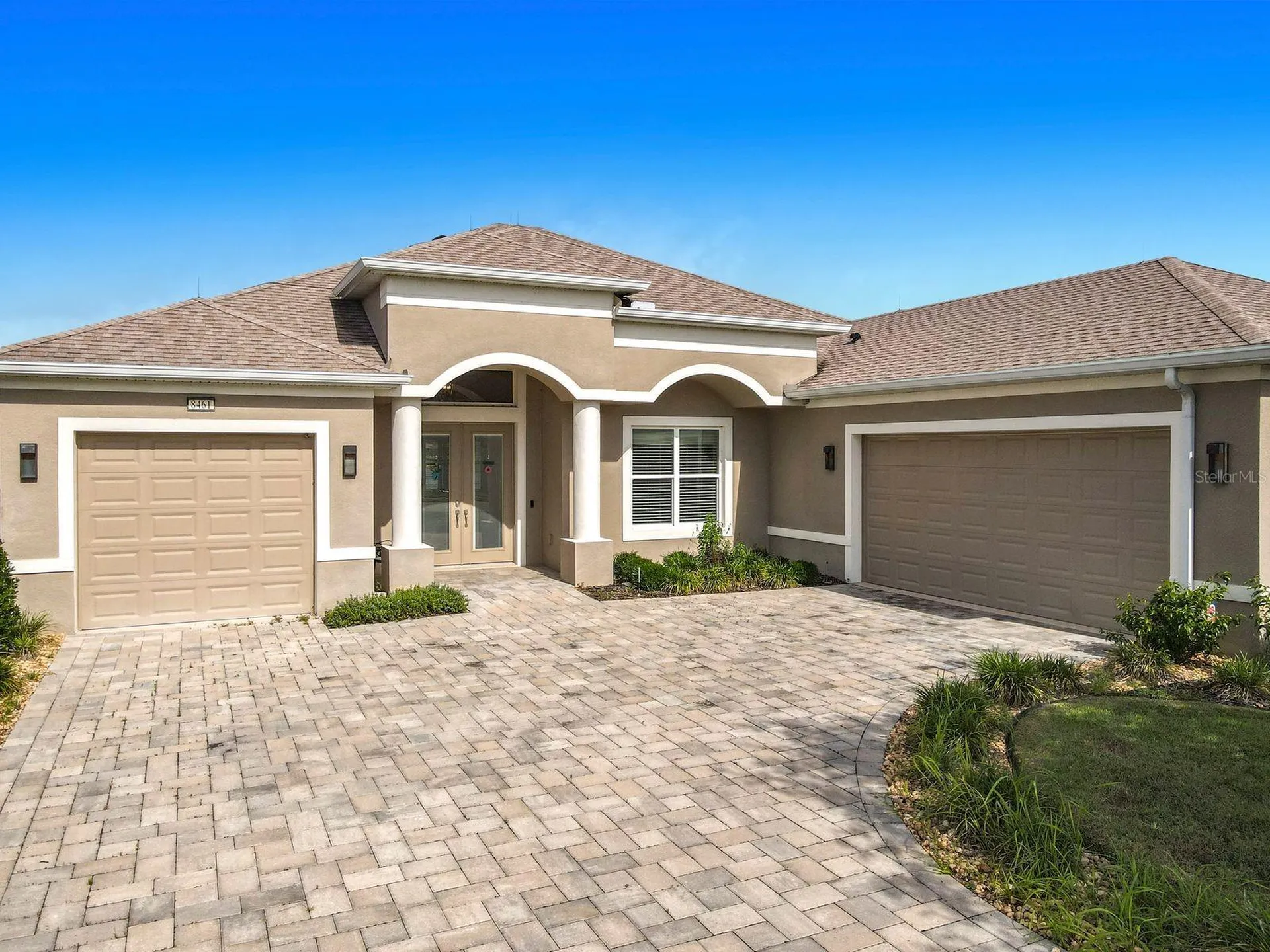 8461 Bridgeport Bay Circle Mount Dora FL 32757