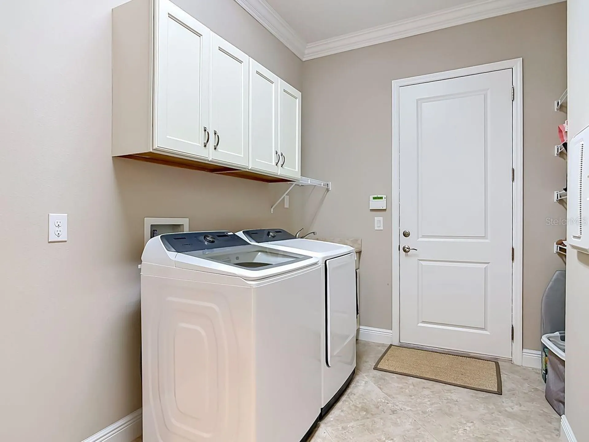 8461 Bridgeport Bay Circle Mount Dora FL 32757