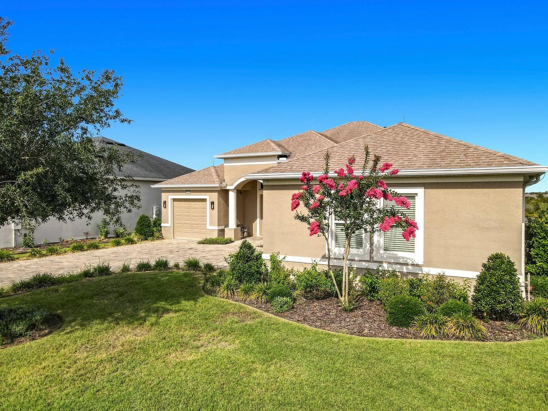 8461 Bridgeport Bay Circle Mount Dora FL 32757
