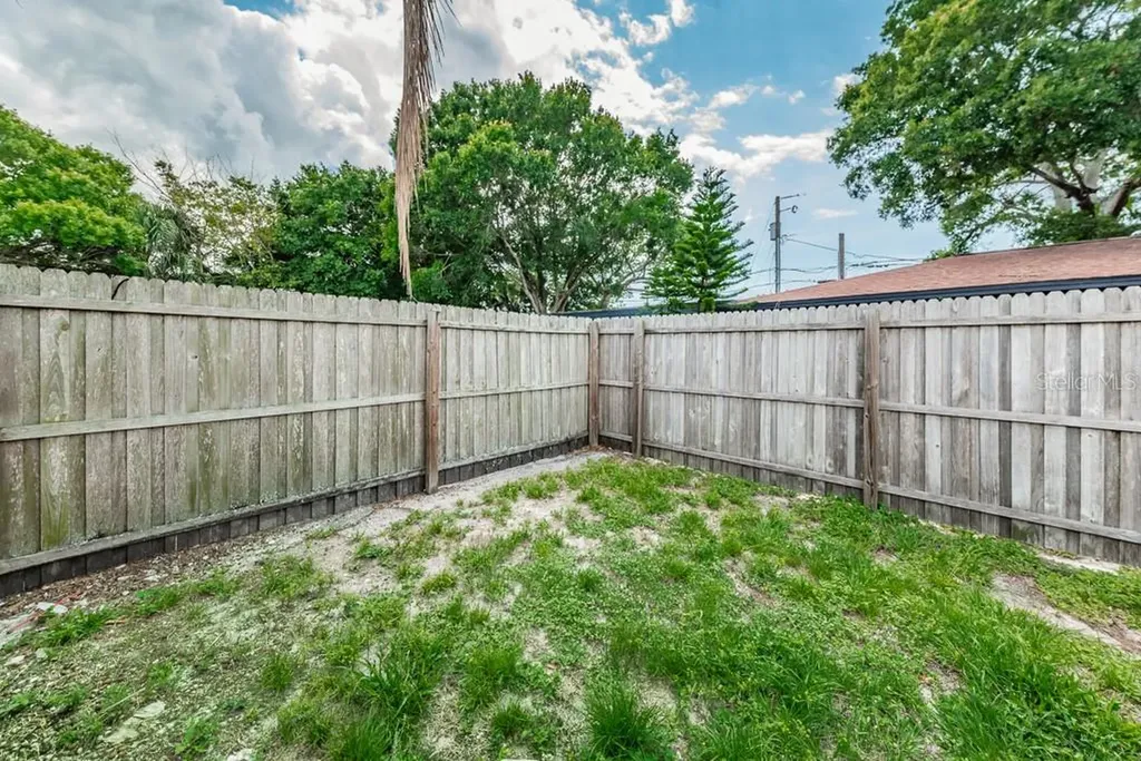 410 S Aurora Clearwater FL 33765