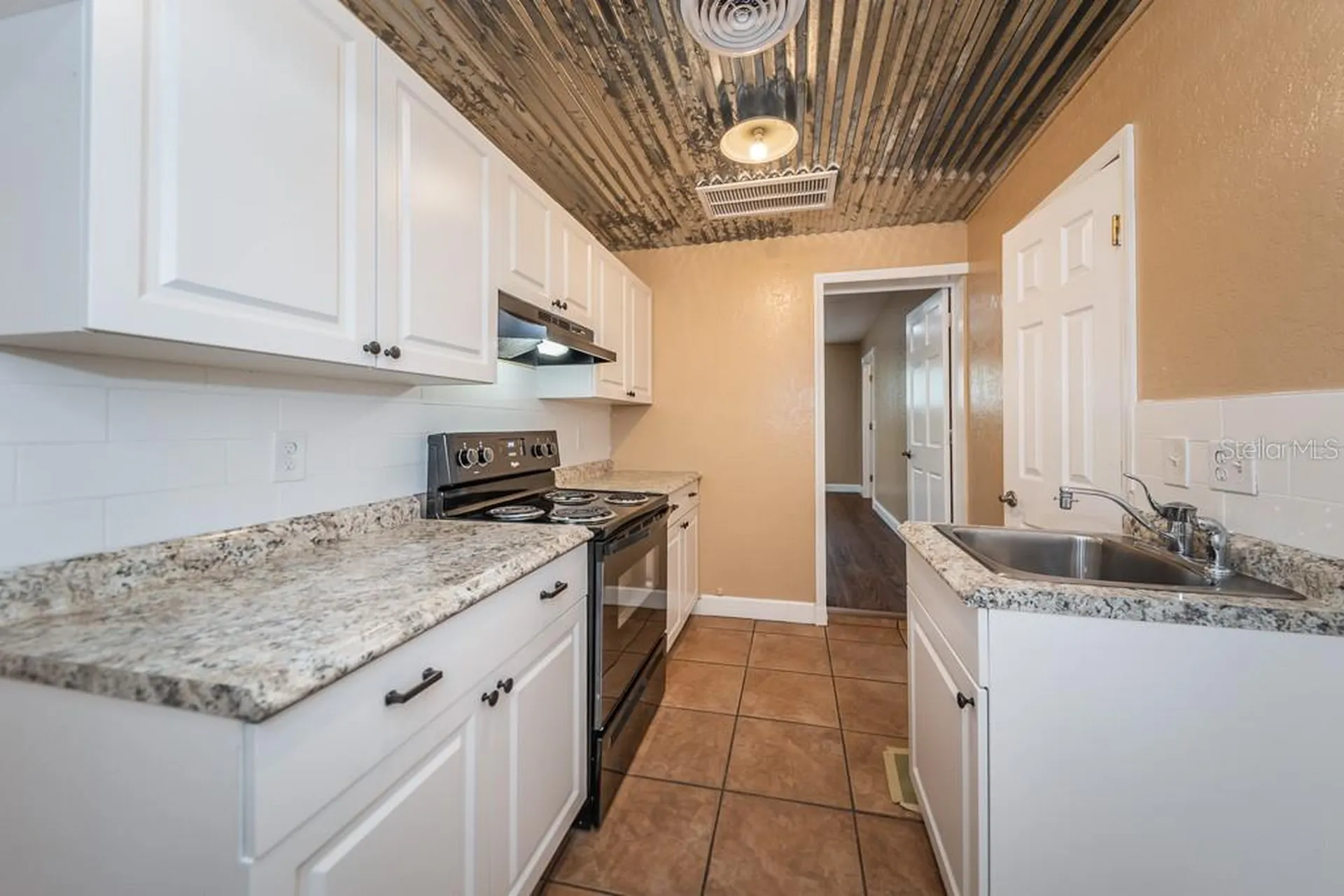 410 S Aurora Clearwater FL 33765