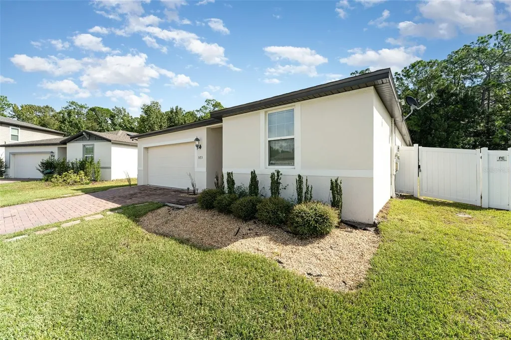 573 Vista Villages Boulevard Davenport FL 33896