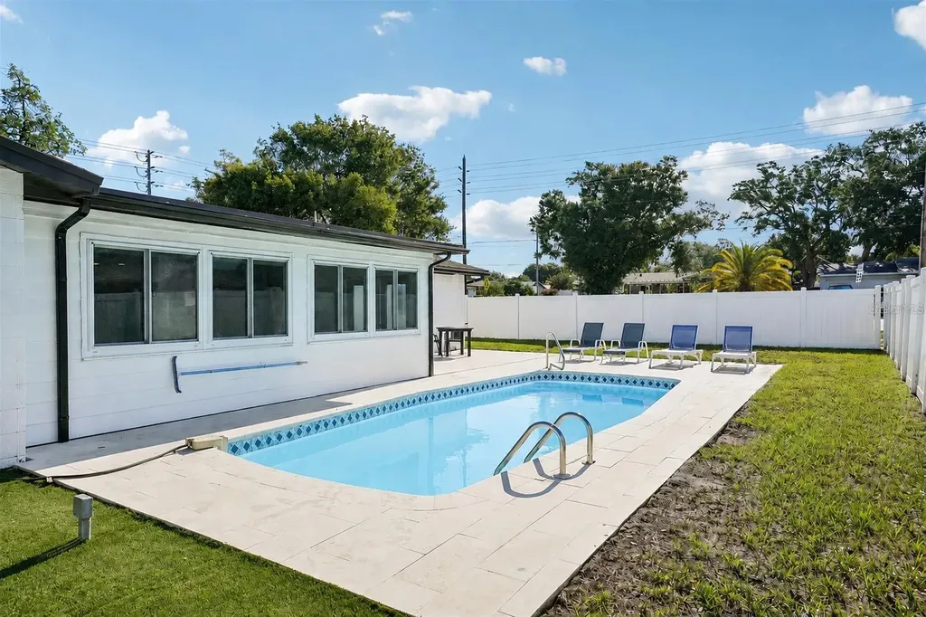 13700 86th Avenue Seminole FL 33776