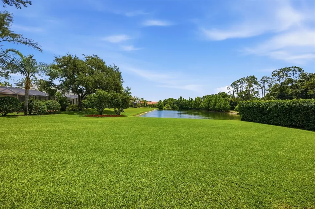 9409 Tree Tops Lake Road Tampa FL 33626