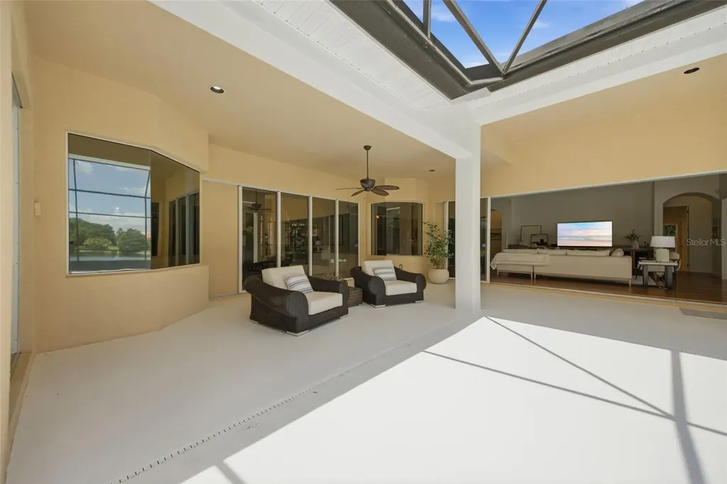 9409 Tree Tops Lake Road Tampa FL 33626