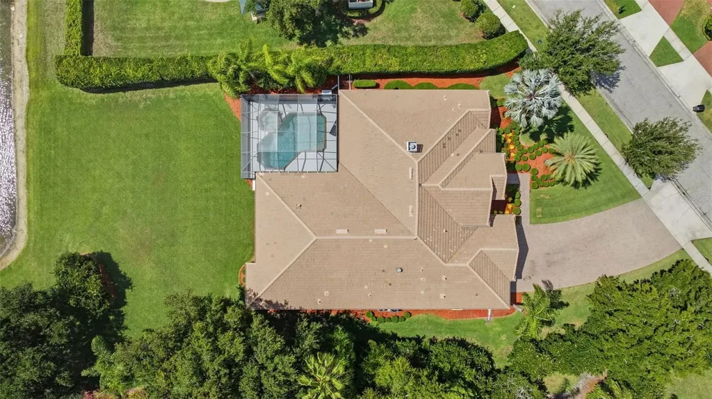 9409 Tree Tops Lake Road Tampa FL 33626