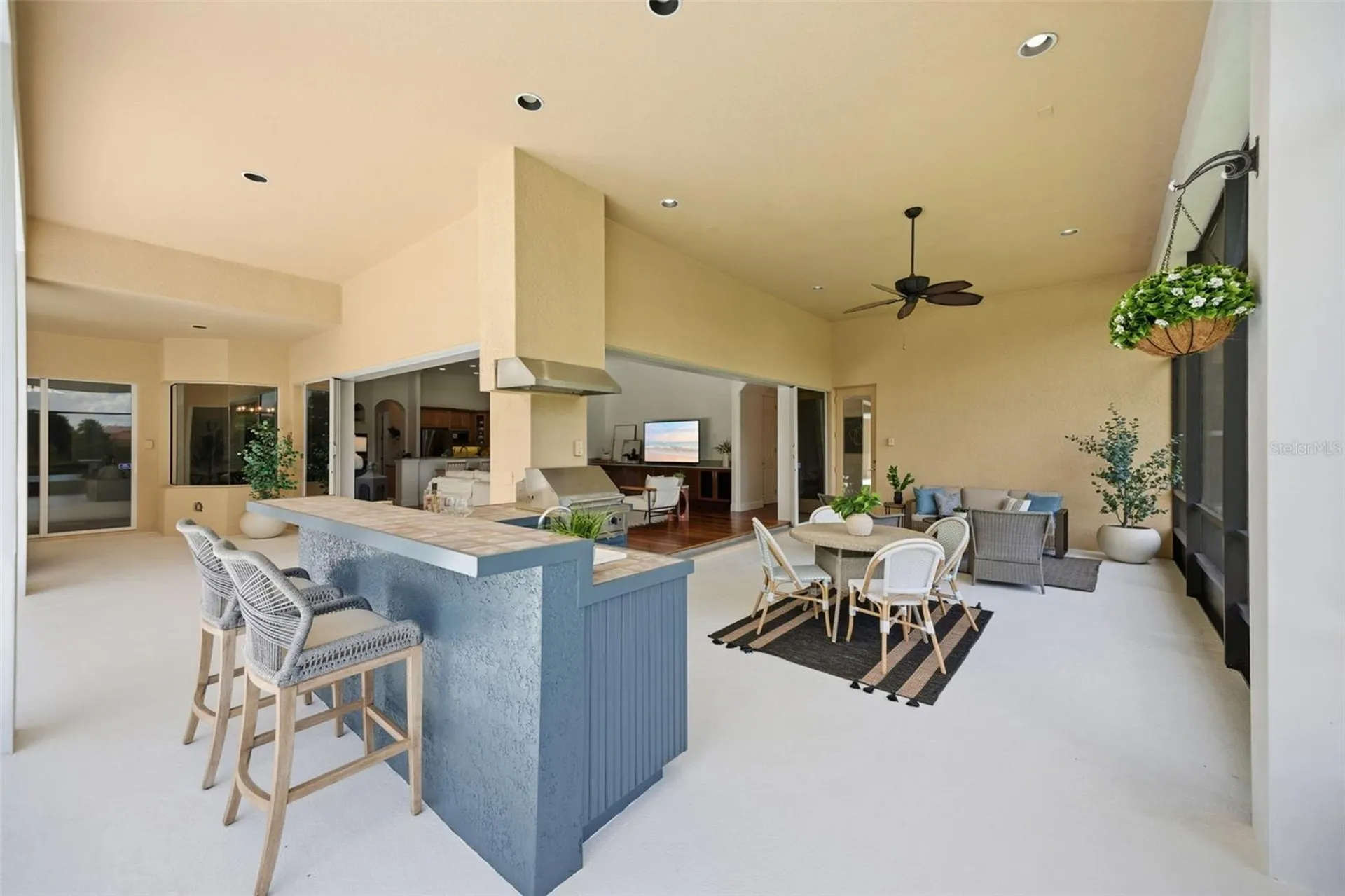9409 Tree Tops Lake Road Tampa FL 33626