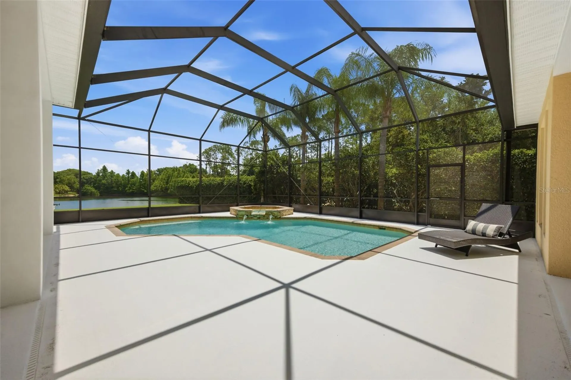 9409 Tree Tops Lake Road Tampa FL 33626