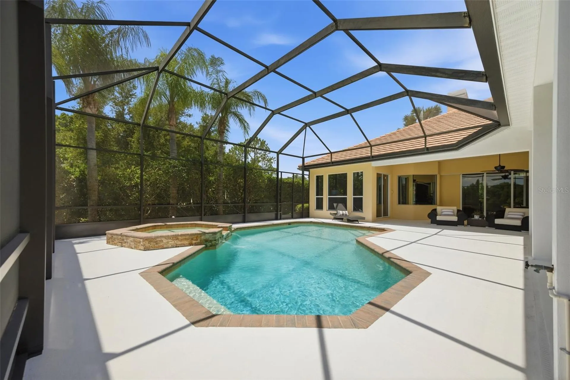 9409 Tree Tops Lake Road Tampa FL 33626
