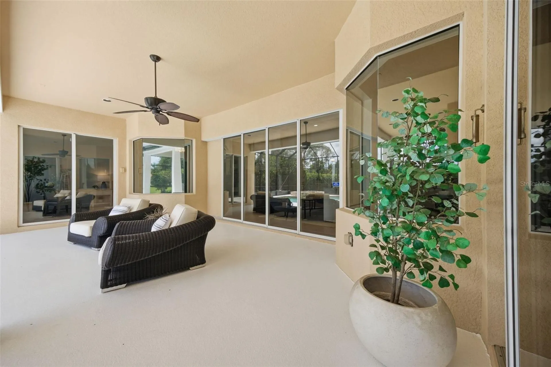 9409 Tree Tops Lake Road Tampa FL 33626