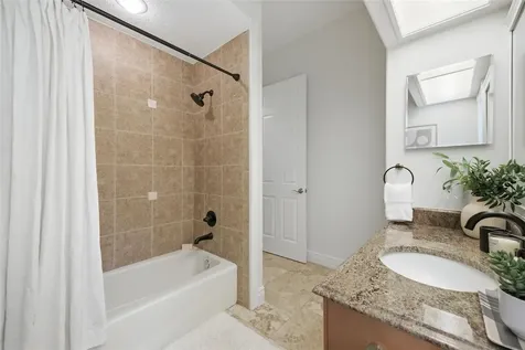 9409 Tree Tops Lake Road Tampa FL 33626