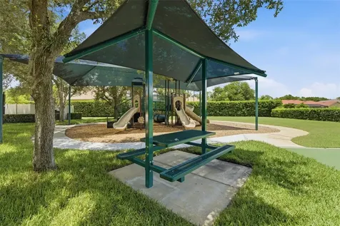9409 Tree Tops Lake Road Tampa FL 33626