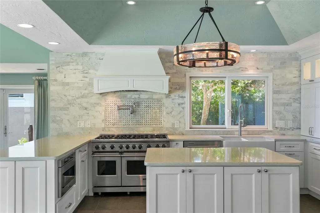 1215 Commodore Drive New Smyrna Beach FL 32168