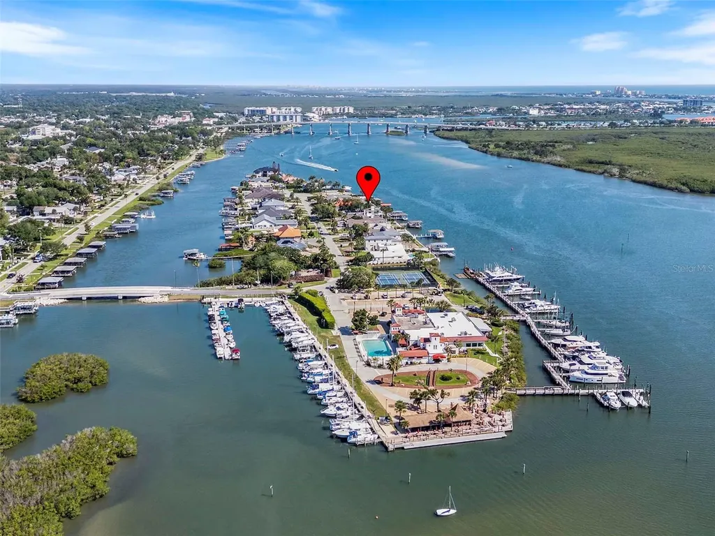 1215 Commodore Drive New Smyrna Beach FL 32168