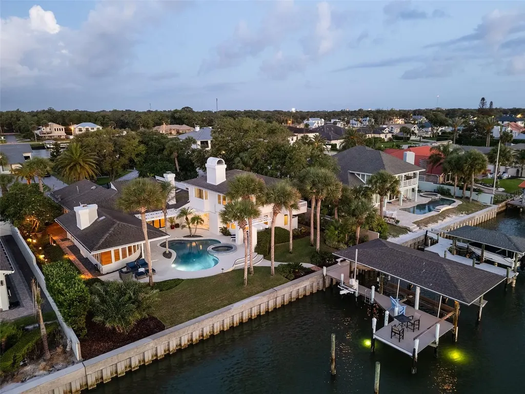 1215 Commodore Drive New Smyrna Beach FL 32168