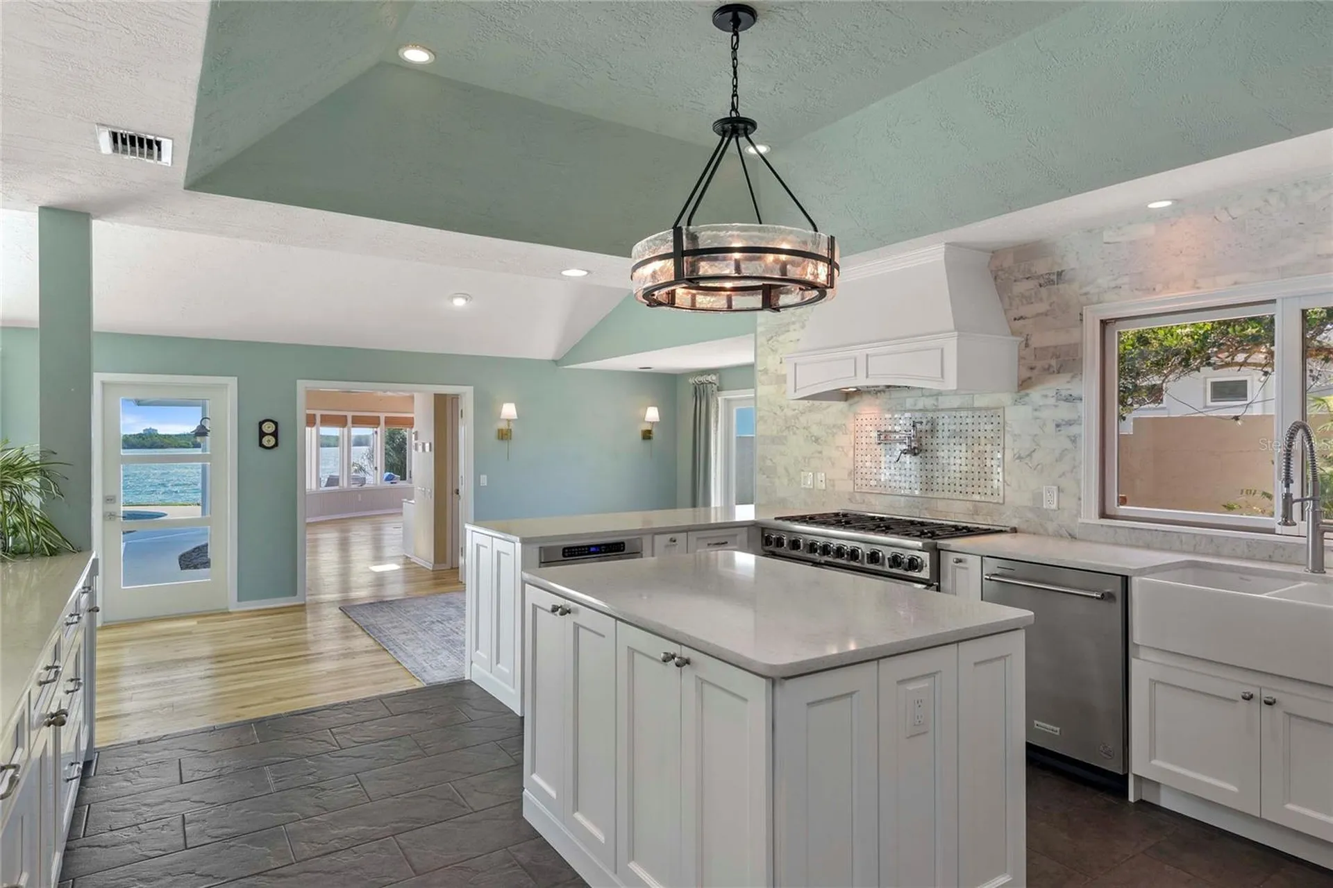 1215 Commodore Drive New Smyrna Beach FL 32168