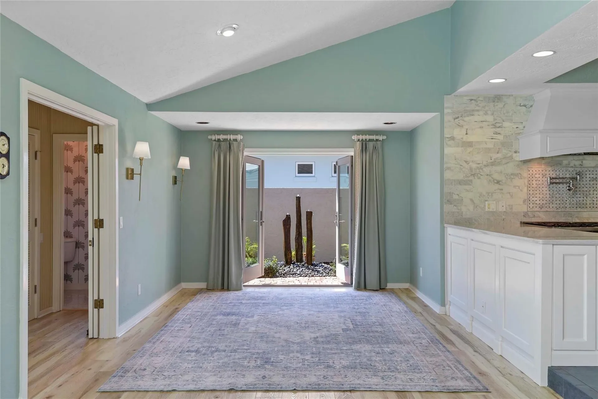 1215 Commodore Drive New Smyrna Beach FL 32168
