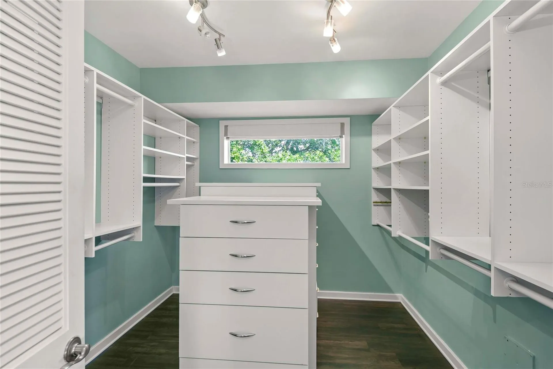 1215 Commodore Drive New Smyrna Beach FL 32168