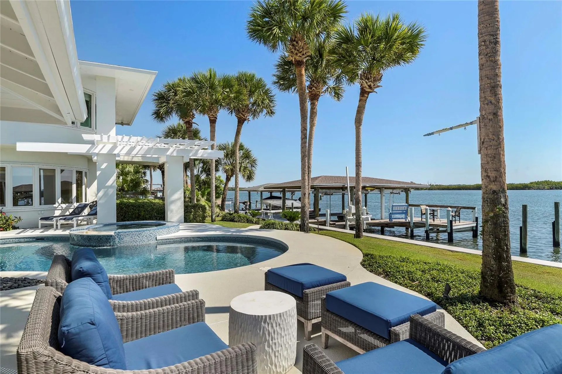 1215 Commodore Drive New Smyrna Beach FL 32168