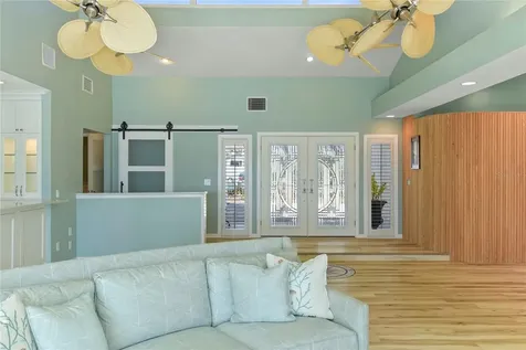 1215 Commodore Drive New Smyrna Beach FL 32168