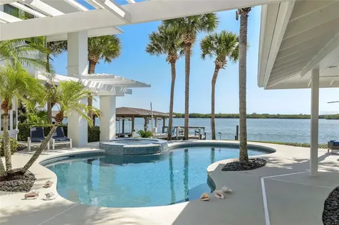 1215 Commodore Drive New Smyrna Beach FL 32168