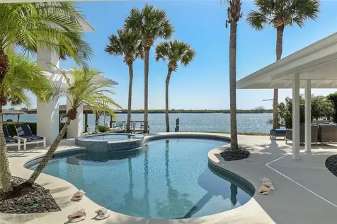 1215 Commodore Drive New Smyrna Beach FL 32168