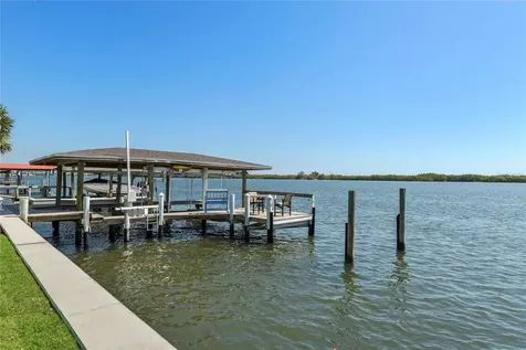 1215 Commodore Drive New Smyrna Beach FL 32168