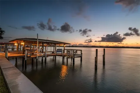 1215 Commodore Drive New Smyrna Beach FL 32168