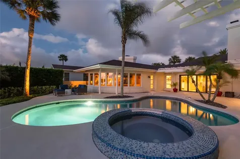 1215 Commodore Drive New Smyrna Beach FL 32168