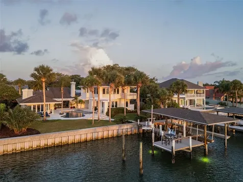 1215 Commodore Drive New Smyrna Beach FL 32168