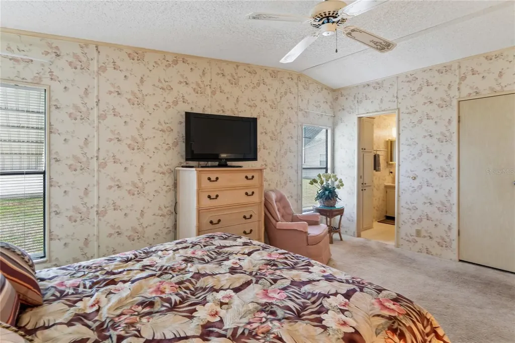 37621 Rosalita Avenue Zephyrhills FL 33541