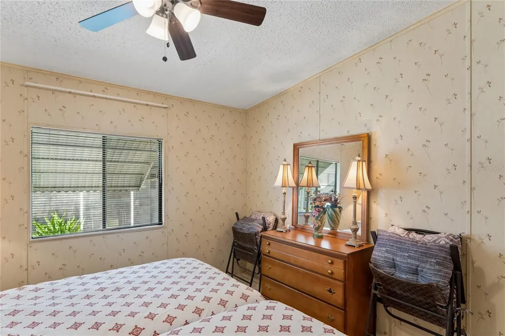 37621 Rosalita Avenue Zephyrhills FL 33541