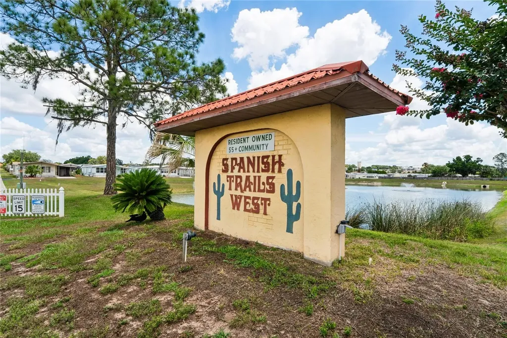 37621 Rosalita Avenue Zephyrhills FL 33541
