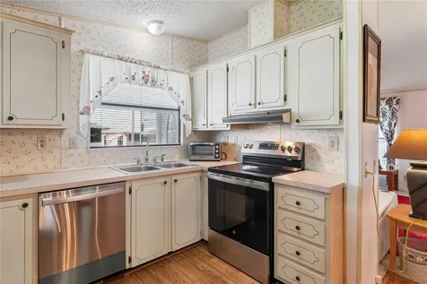 37621 Rosalita Avenue Zephyrhills FL 33541