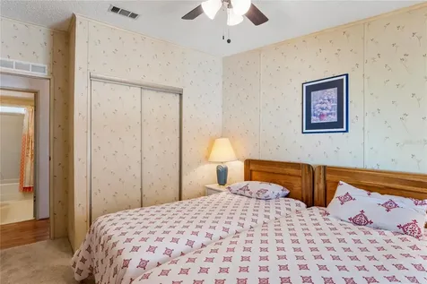 37621 Rosalita Avenue Zephyrhills FL 33541