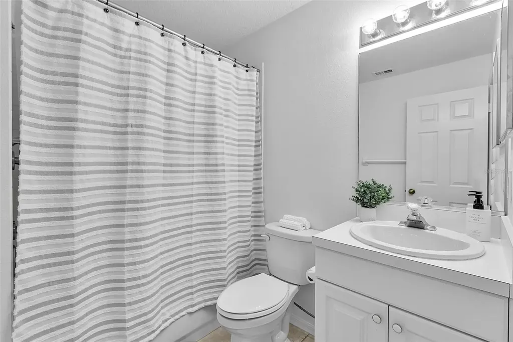 8340 Wingate Drive Sarasota FL 34238