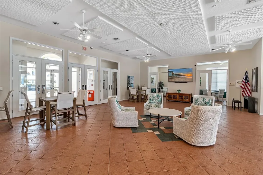 8340 Wingate Drive Sarasota FL 34238