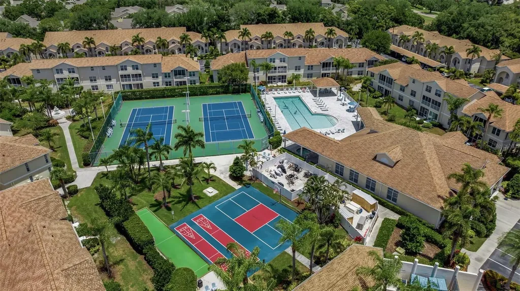 8340 Wingate Drive Sarasota FL 34238