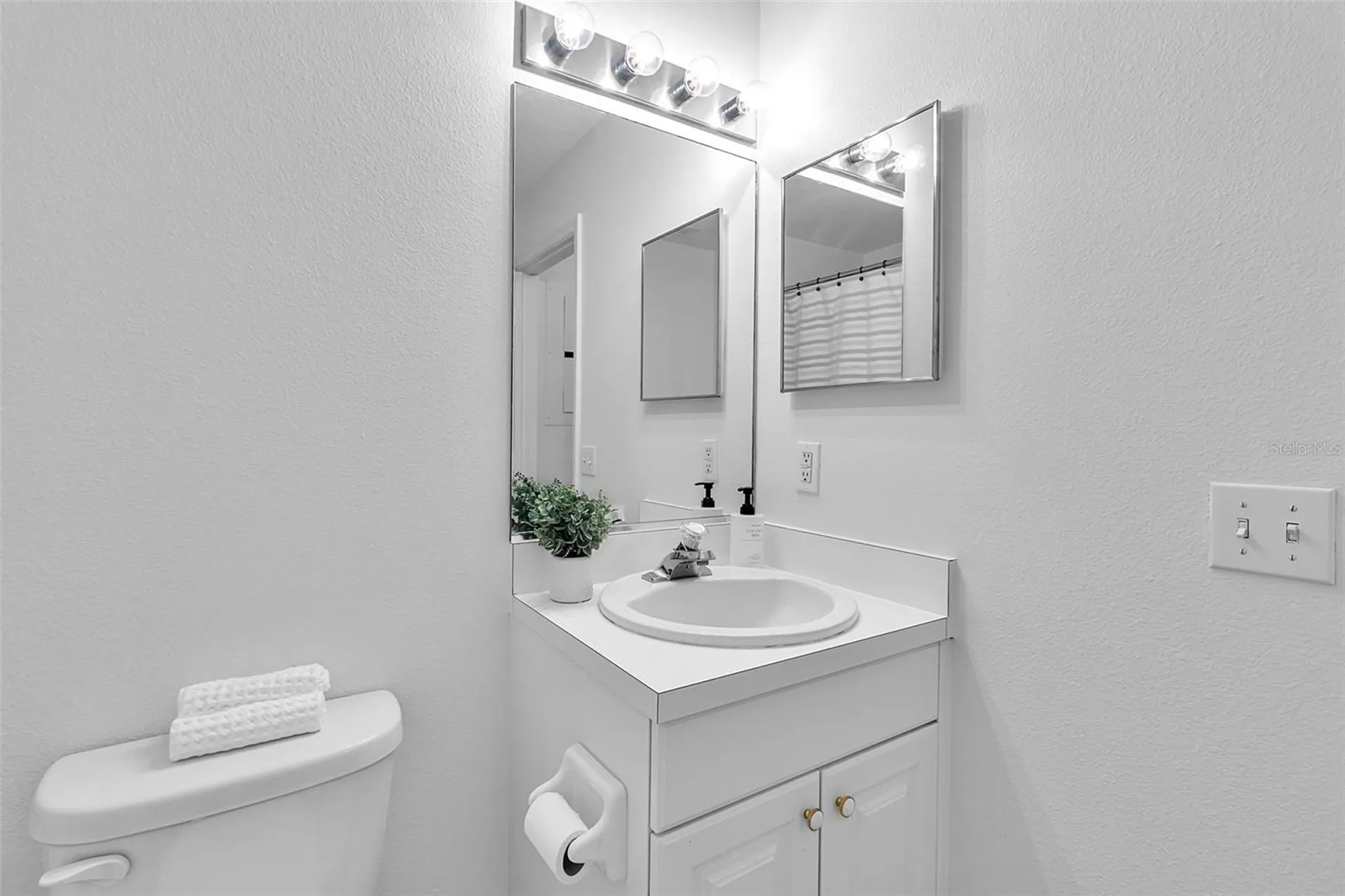 8340 Wingate Drive Sarasota FL 34238