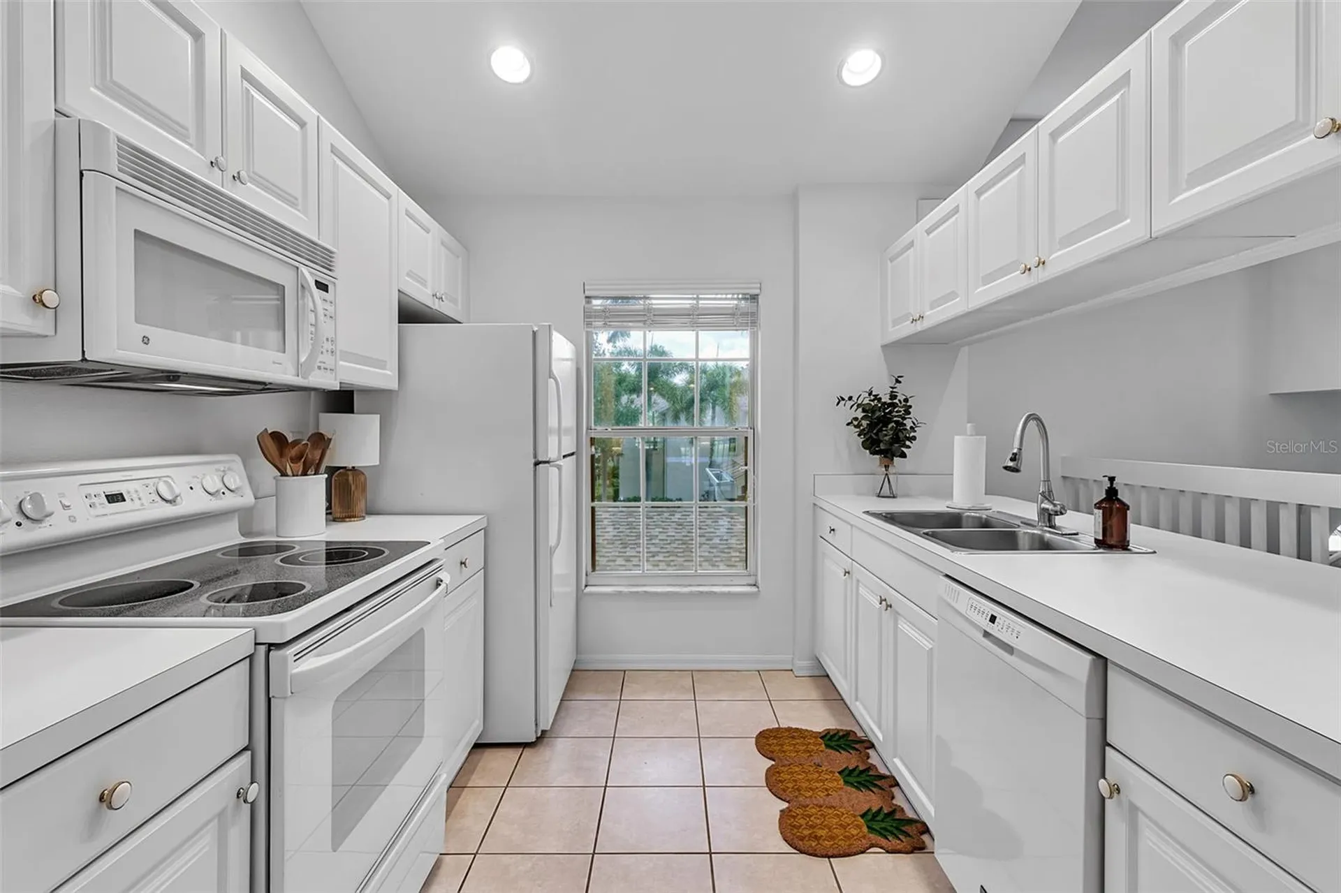 8340 Wingate Drive Sarasota FL 34238