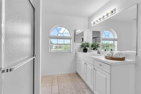 8340 Wingate Drive Sarasota FL 34238