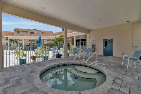 8340 Wingate Drive Sarasota FL 34238