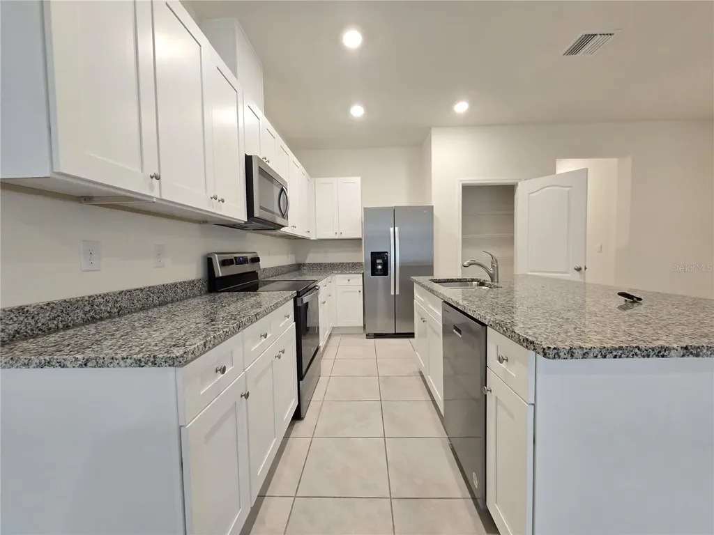 1242 Lido Drive Howey In The Hills FL 34737